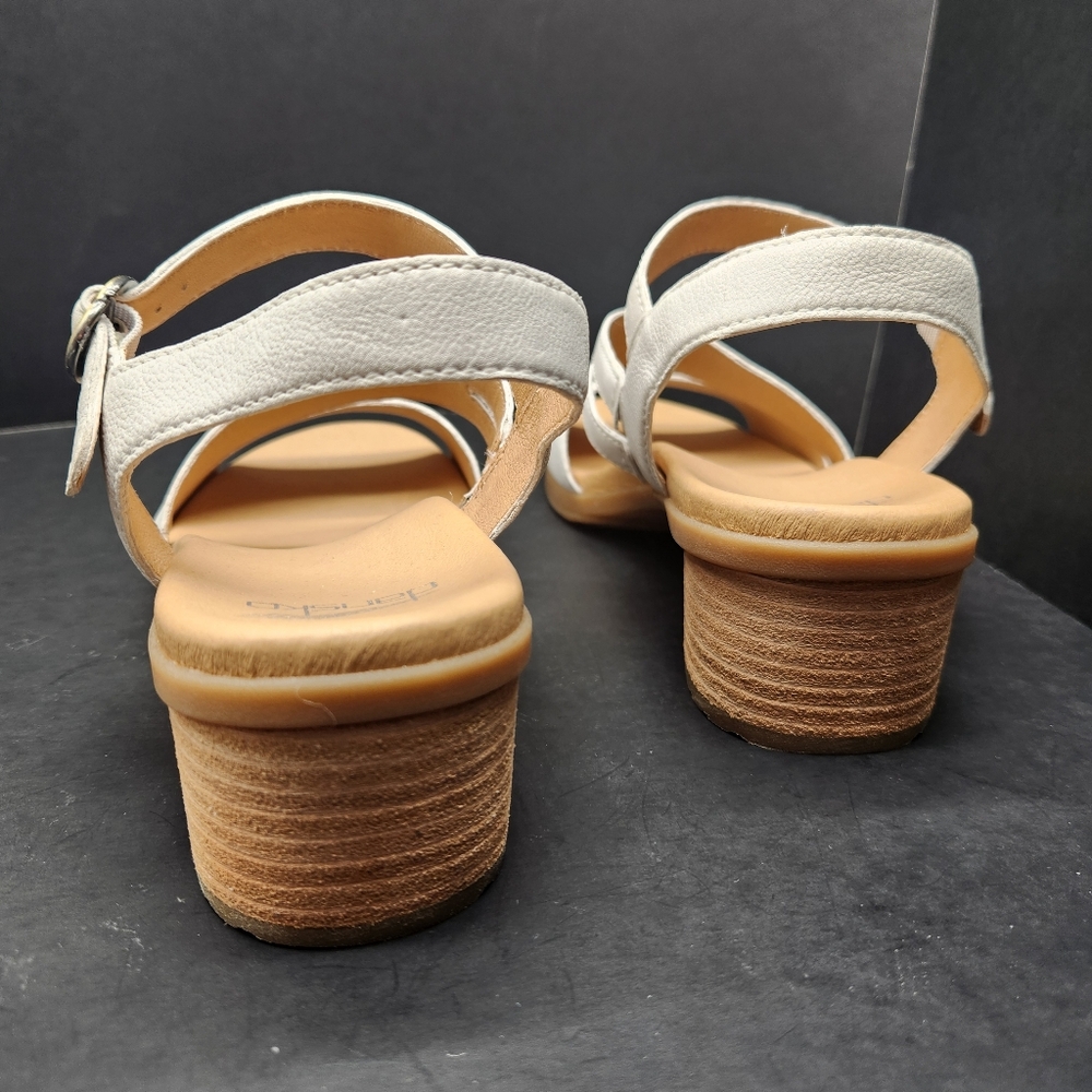 NWOB Dansko Leather Heeled Sandals with Buckle Strap - Tansy
Size 11.5 EU 42 - Picture 11 of 16